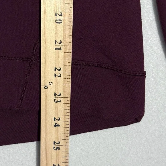Lululemon Top Womens 6‎ Outrun the Elements 1/2 Zip Rulu Fabric Burgundy Running - Picture 10 of 10